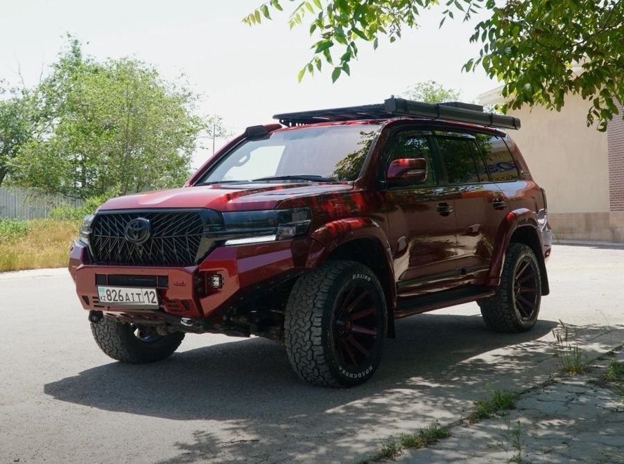 Аренда Land Cruiser 200 Shikari в Актау | Caspian Avtorent
